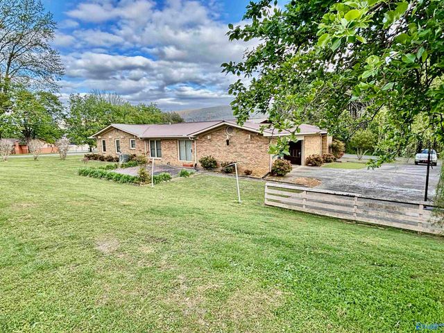 2316 Grand Avenue NW, Fort Payne, AL 35967