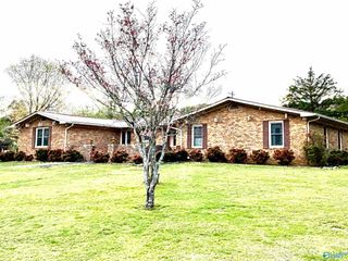 2316 Grand Avenue NW, Fort Payne, AL 35967