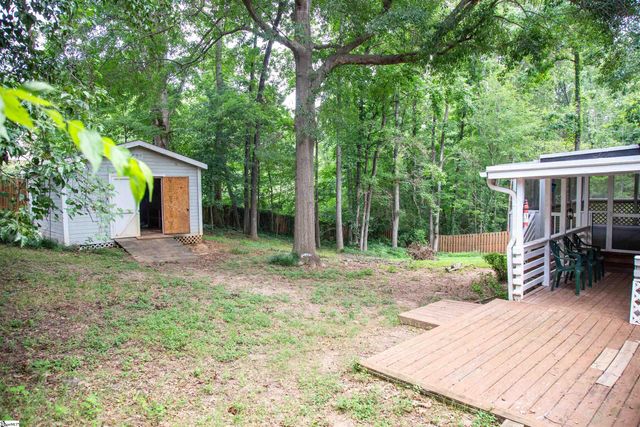 111 Castleford Road, Moore, SC 29369