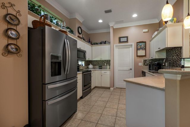 5712 BLUE SAVANNAH DRIVE, Leesburg, FL 34748