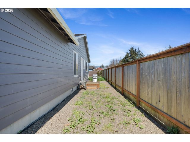 3608 ALDER Ln, Tillamook, OR 97141