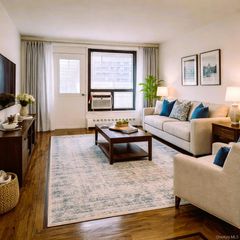 6115 98th Street #4H, Rego Park, NY 11374
