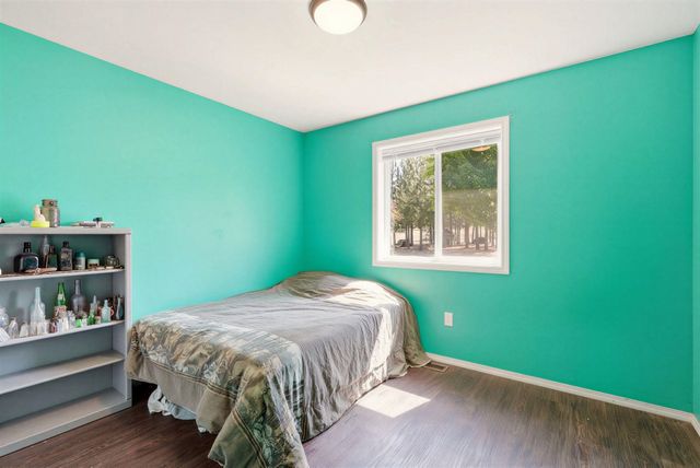 18511 N Sportsmans Paradise Ln, Nine Mile Falls, WA 99026