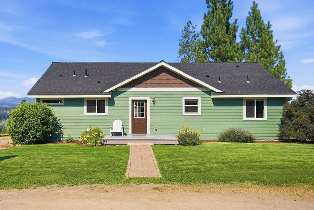 18511 N Sportsmans Paradise Ln, Nine Mile Falls, WA 99026