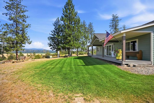 18511 N Sportsmans Paradise Ln, Nine Mile Falls, WA 99026