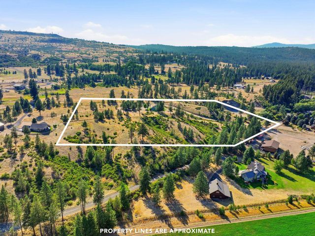 18511 N Sportsmans Paradise Ln, Nine Mile Falls, WA 99026