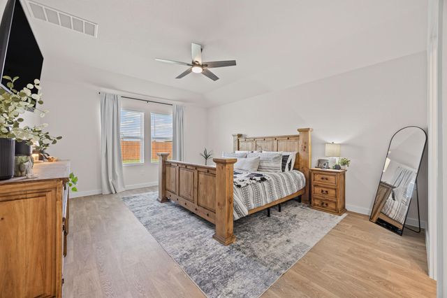 600 Davis Mountain DR, Lockhart, TX 78644