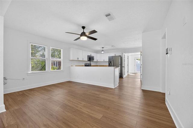 1407 E NORTH STREET 1, Tampa, FL 33604