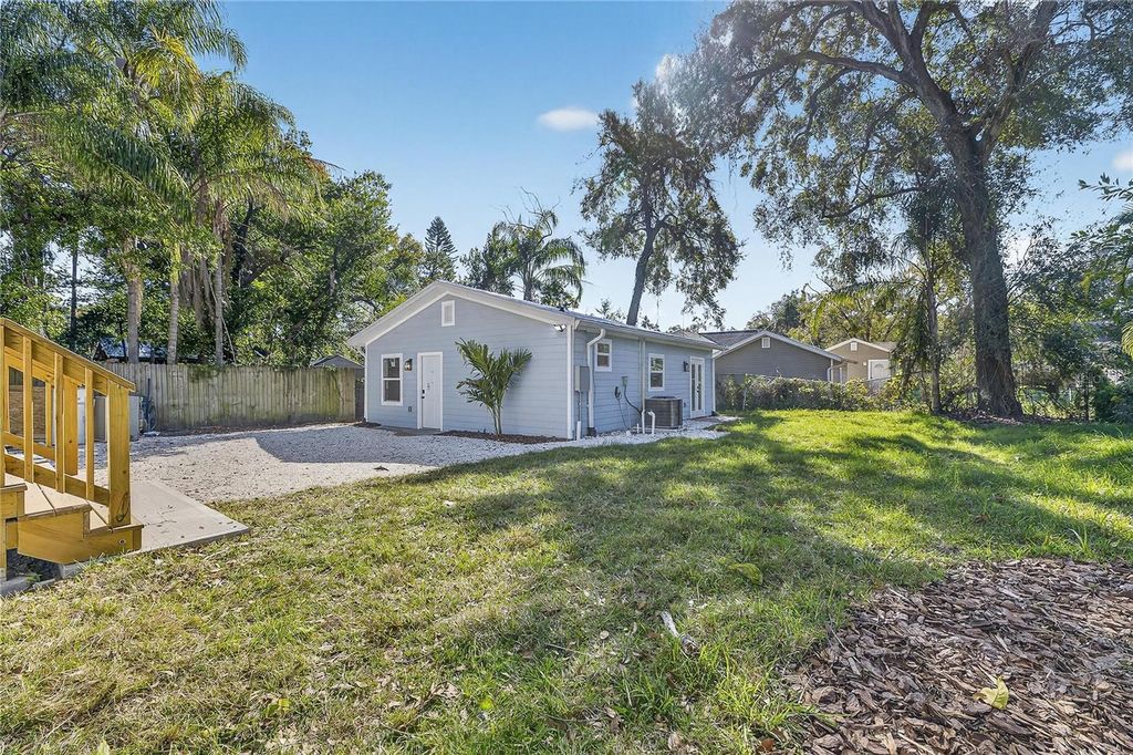 Image 49 of property listing at 1407 E NORTH STREET 1, Tampa, FL 33604