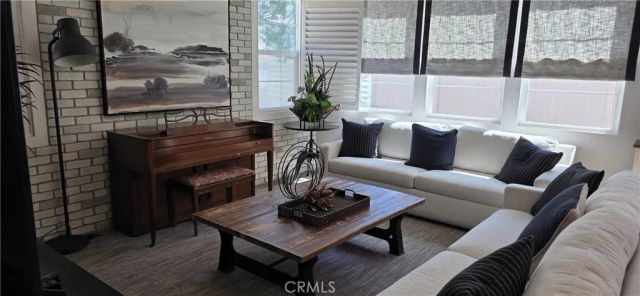 17190 Pioneer, San Bernardino, CA 92407