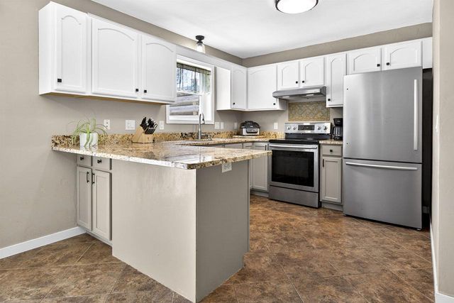 N9598 CHADBURY LANE, Appleton, WI 54915