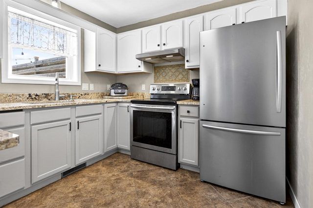 N9598 CHADBURY LANE, Appleton, WI 54915