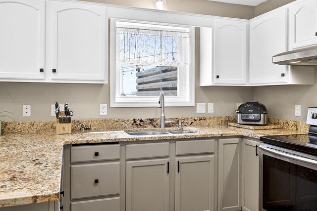 N9598 CHADBURY LANE, Appleton, WI 54915