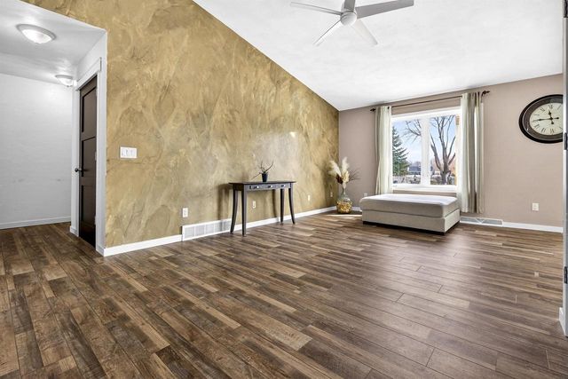 N9598 CHADBURY LANE, Appleton, WI 54915