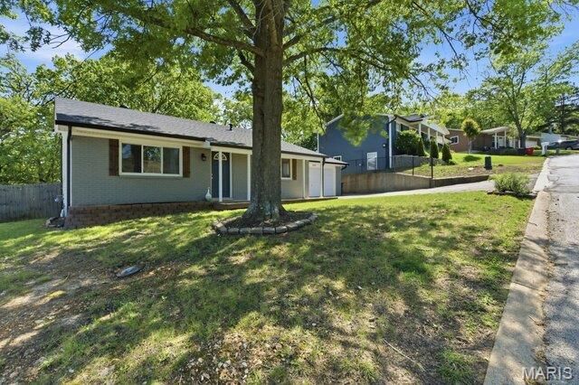 5043 Country View Drive, Imperial, MO 63052