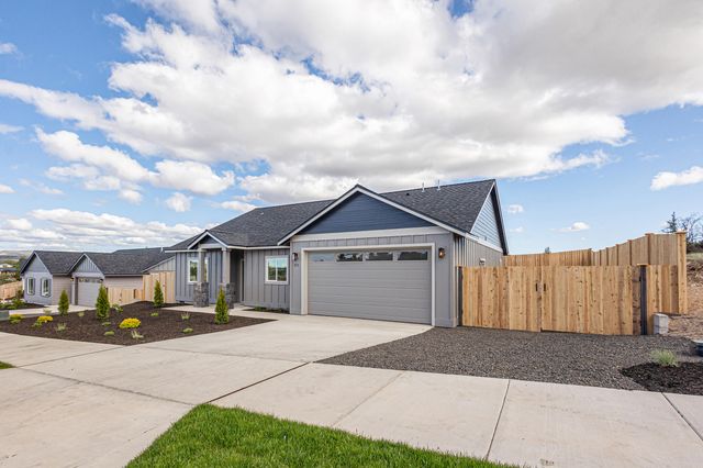 582 SW H Street Lot 1, Madras, OR 97741