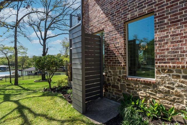 211 Sandpiper Drive, Mabank, TX 75156