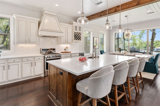 211 Sandpiper Drive, Mabank, TX 75156