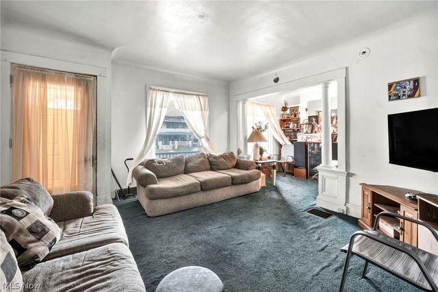 9220 Adams Avenue, Cleveland, OH 44108