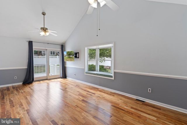 850 HOLLY AVE, Edgewater, MD 21037
