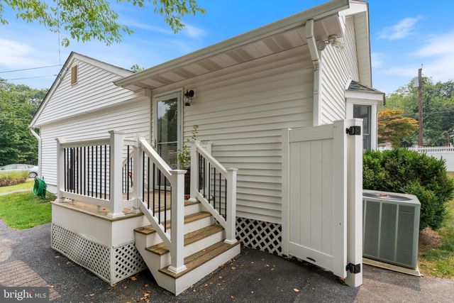 850 HOLLY AVE, Edgewater, MD 21037