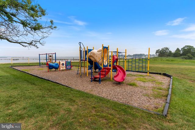 850 HOLLY AVE, Edgewater, MD 21037