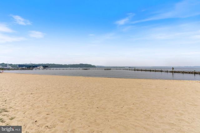 850 HOLLY AVE, Edgewater, MD 21037
