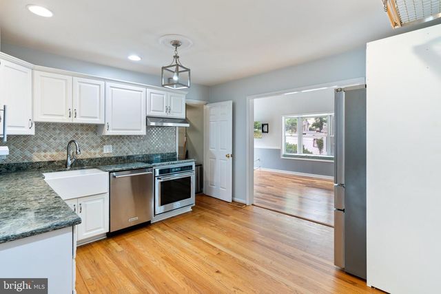 850 HOLLY AVE, Edgewater, MD 21037
