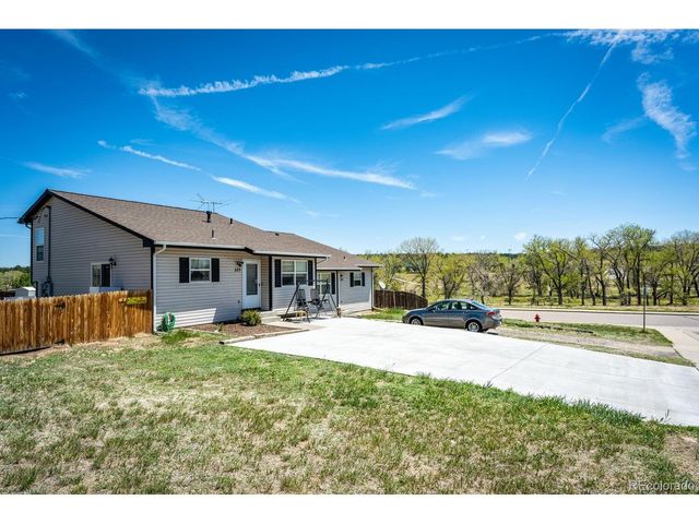 375 E Logan St, Elizabeth, CO 80107