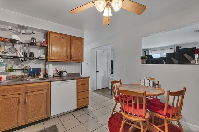 5 GARIBALDI Street 33, North Providence, RI 02911