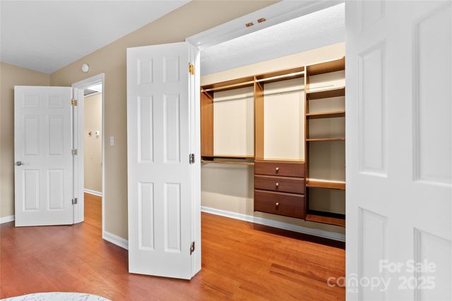 32 Southwicke Drive, Arden, NC 28704