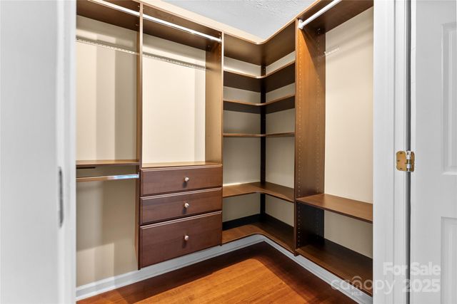 32 Southwicke Drive, Arden, NC 28704