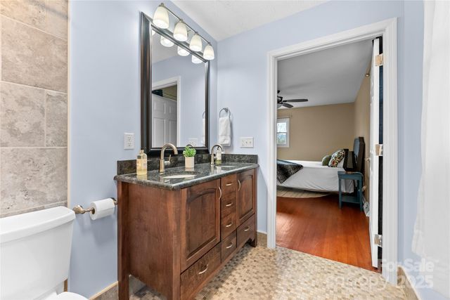 32 Southwicke Drive, Arden, NC 28704