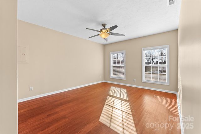 32 Southwicke Drive, Arden, NC 28704