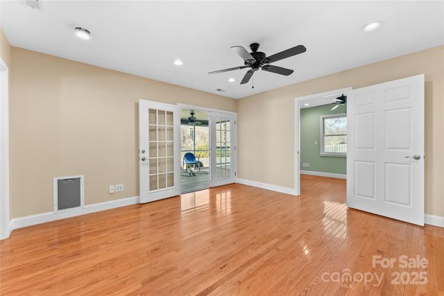 32 Southwicke Drive, Arden, NC 28704