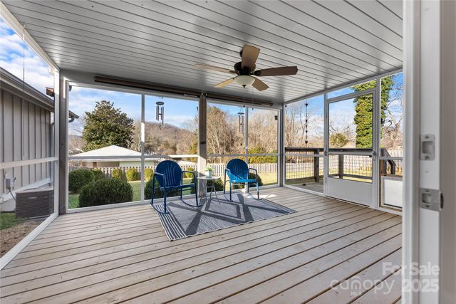 32 Southwicke Drive, Arden, NC 28704