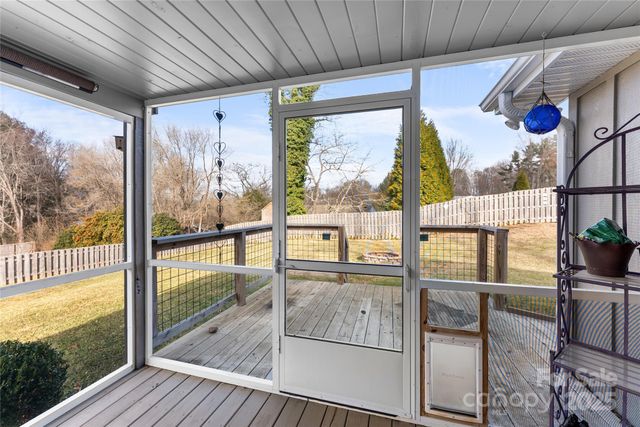 32 Southwicke Drive, Arden, NC 28704