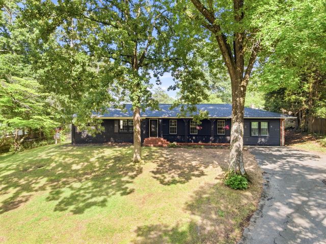 1209 Valencia Drive, Dalton, GA 30720