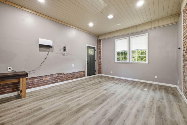 1209 Valencia Drive, Dalton, GA 30720