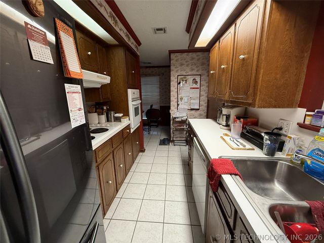 2706 Brookside Circle, Mcalester, OK 74501