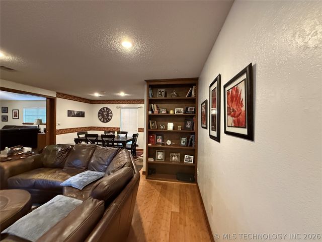 2706 Brookside Circle, Mcalester, OK 74501