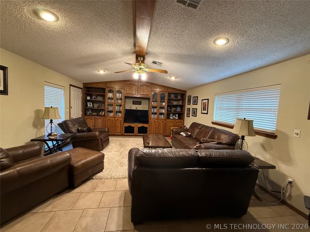 2706 Brookside Circle, Mcalester, OK 74501