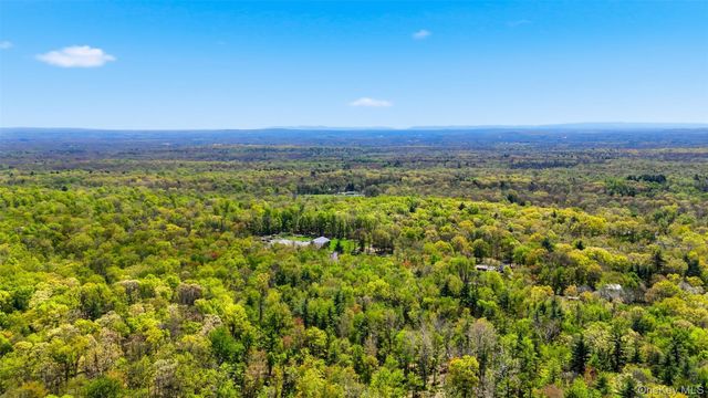 51 Redder Road, Pine Bush, NY 12566