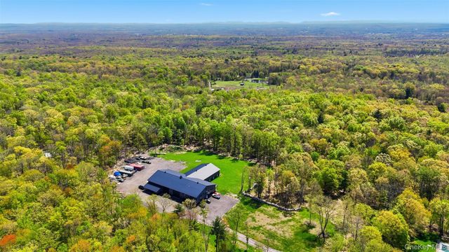 51 Redder Road, Pine Bush, NY 12566