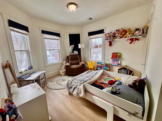 127 Eliot St 3, Brookline, MA 02467