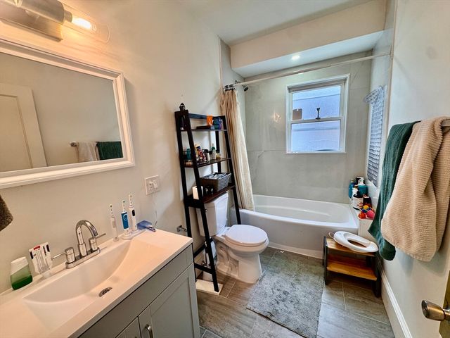127 Eliot St 3, Brookline, MA 02467
