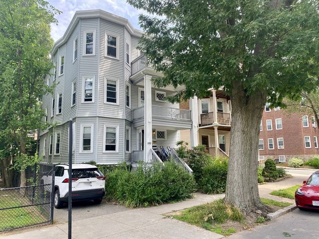 127 Eliot St 3, Brookline, MA 02467