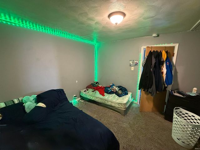 208 S Bendix Drive, South Bend, IN 46619