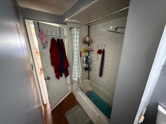 208 S Bendix Drive, South Bend, IN 46619