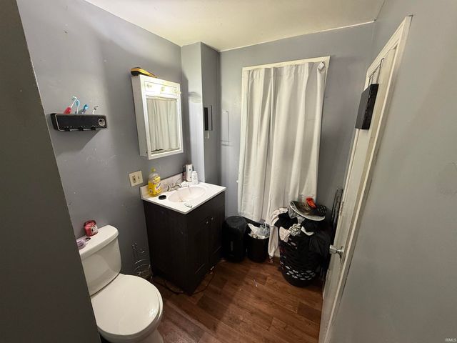 208 S Bendix Drive, South Bend, IN 46619